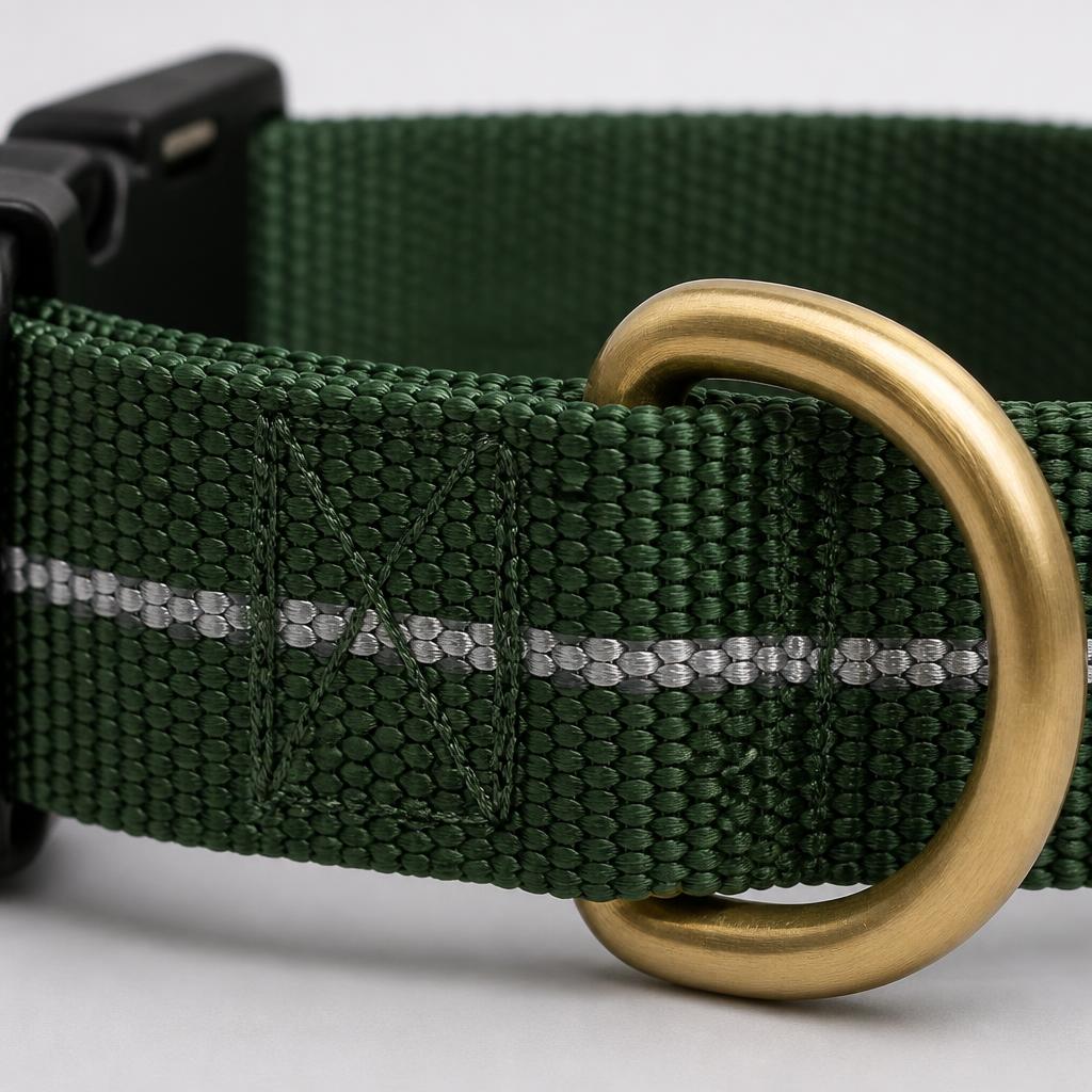 DyreSmart halsbånd til hund med refleks nærbilde av detaljer